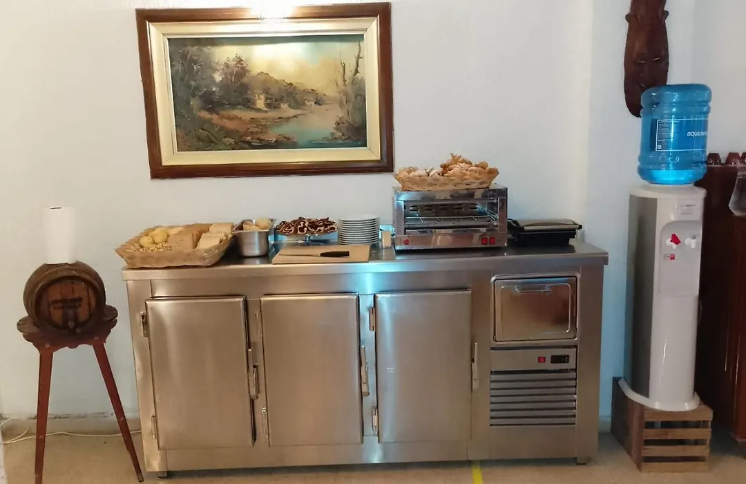 Hostal Caste-1